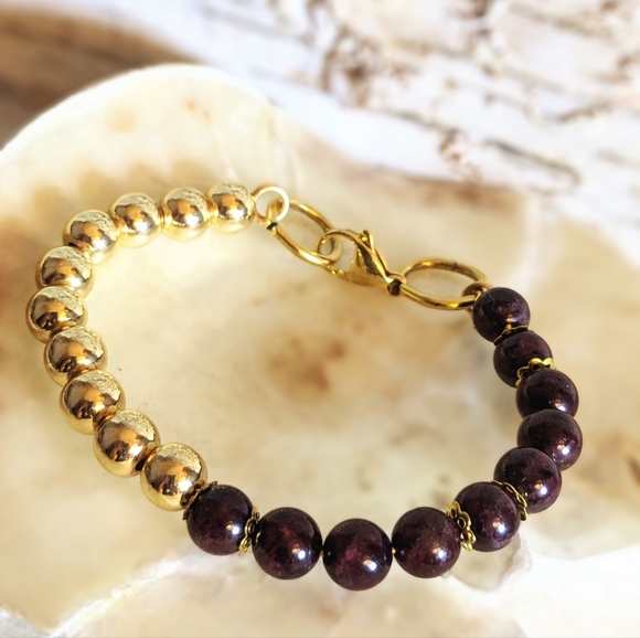 Natural Garnet and Gold Beads In Gold Plated Assymetrical Bracelet - Picture 3 of 5